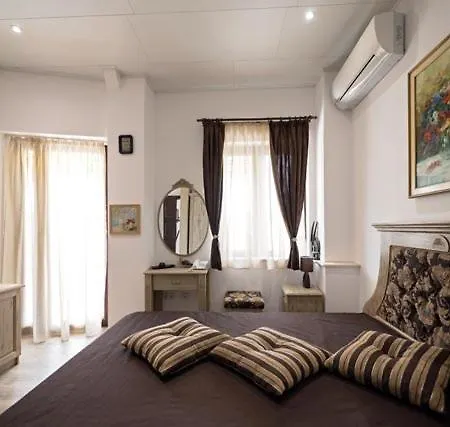 Maximus Apartment